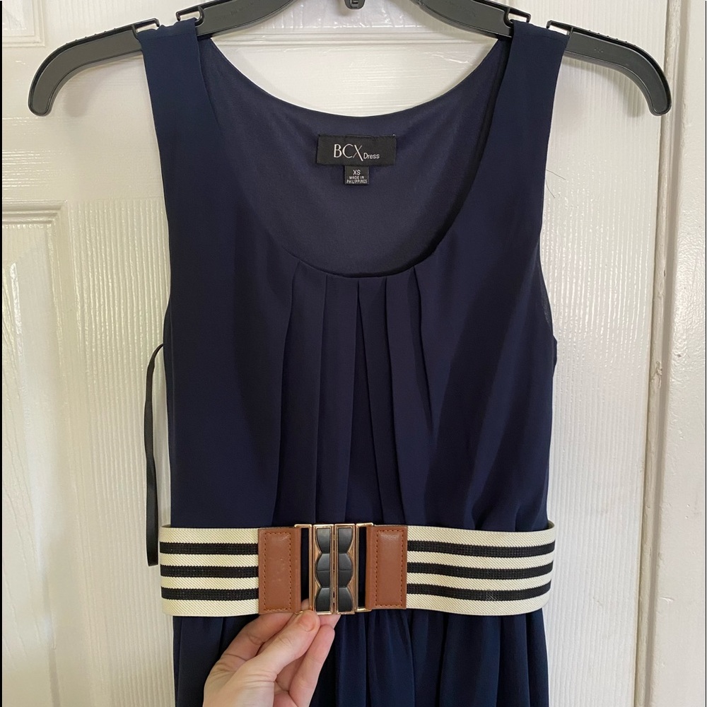 Dress w belt